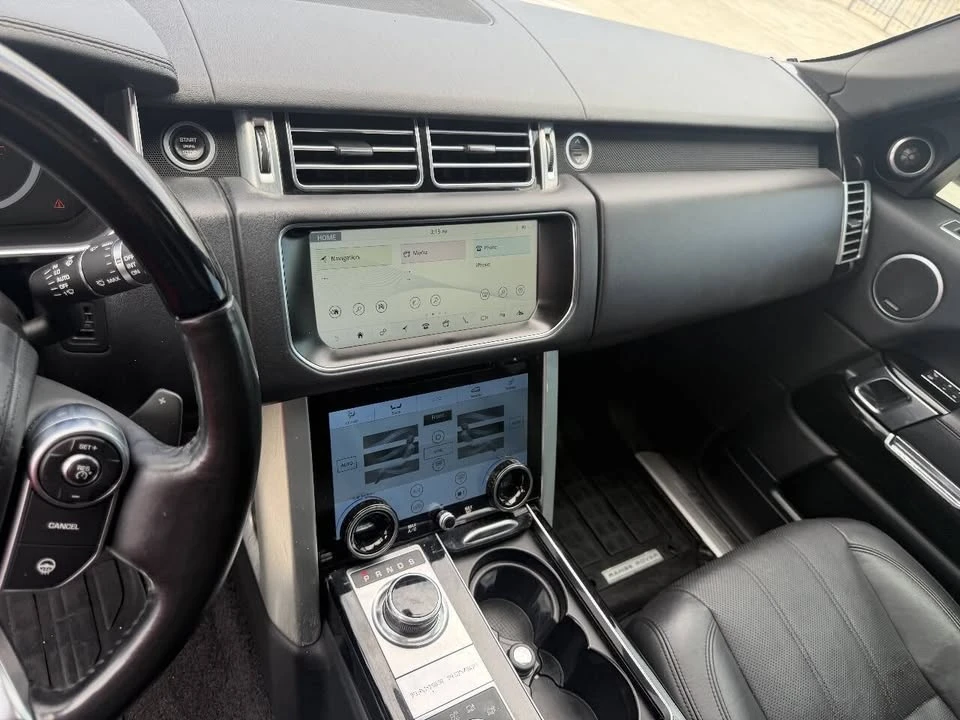 2017 Land Rover Range Rover L405 - Image 9 of 20