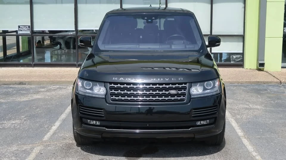 2017 Land Rover Range Rover L405 - Image 4 of 20