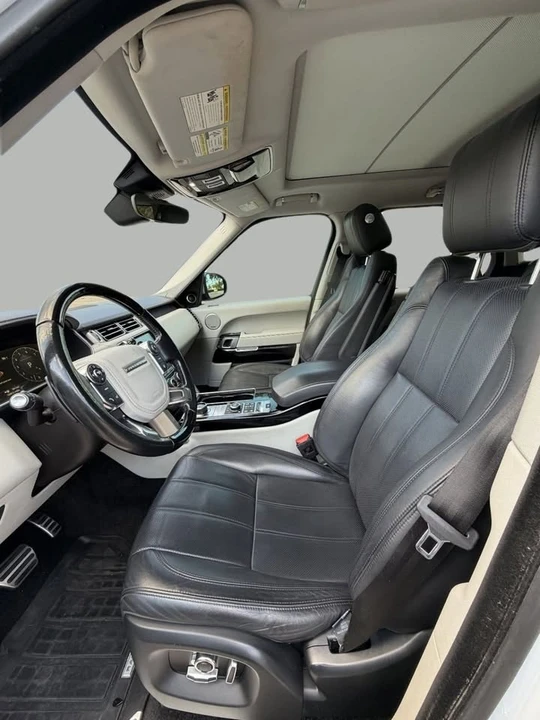 2017 Land Rover Range Rover L405 - Image 11 of 20