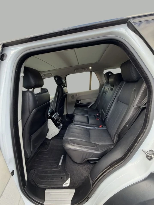 2017 Land Rover Range Rover L405 - Image 14 of 20