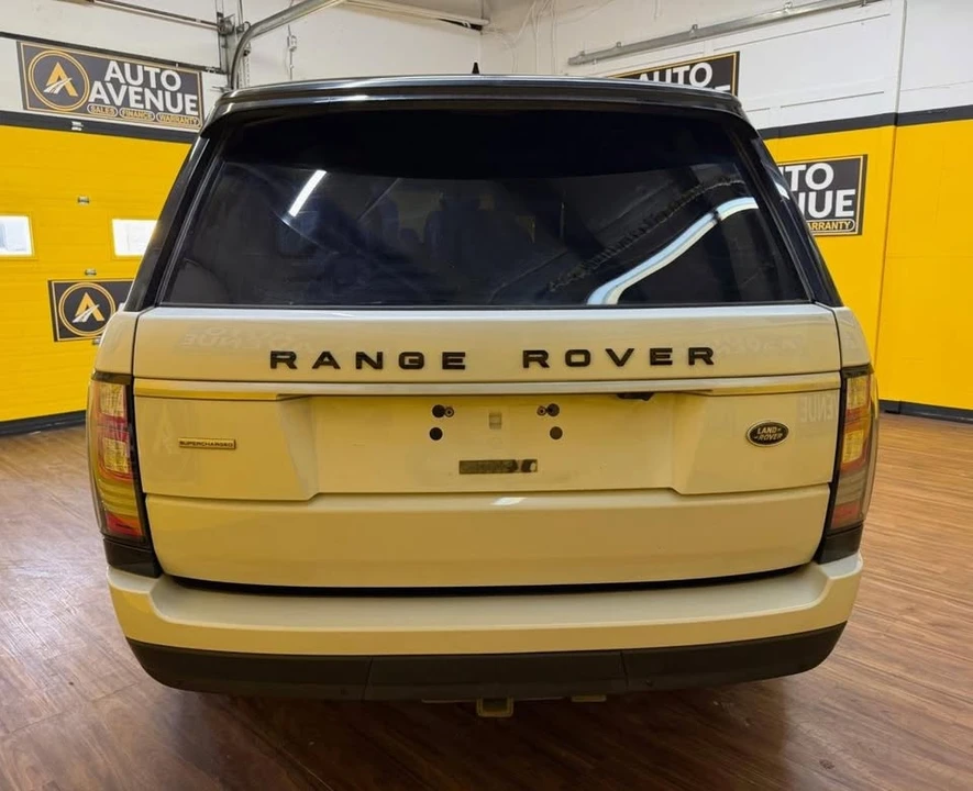 2017 Land Rover Range Rover L405 - Image 4 of 16