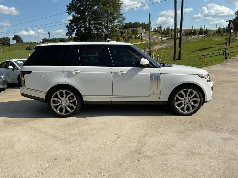 2017 Land Rover Range Rover L405 - Image 5 of 19