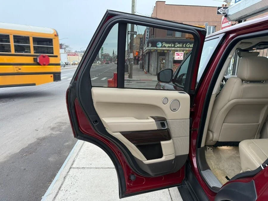 2017 Land Rover Range Rover L405 - Image 10 of 20