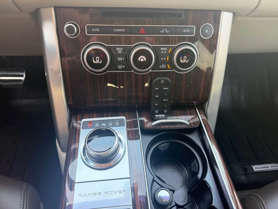2017 Land Rover Range Rover L405 - Image 11 of 12