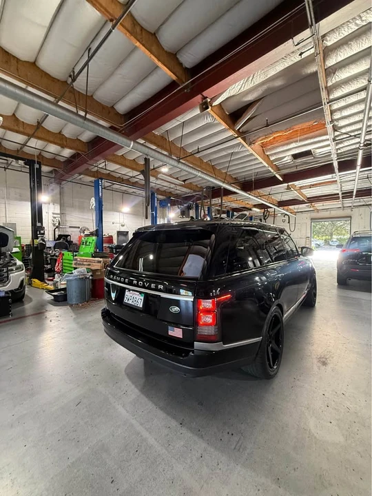 2017 Land Rover Range Rover L405 - Image 4 of 18