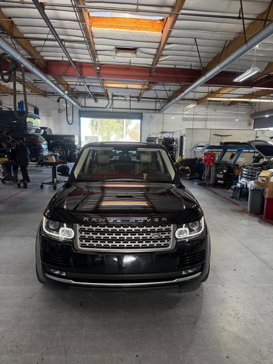 2017 Land Rover Range Rover L405 - Image 6 of 18