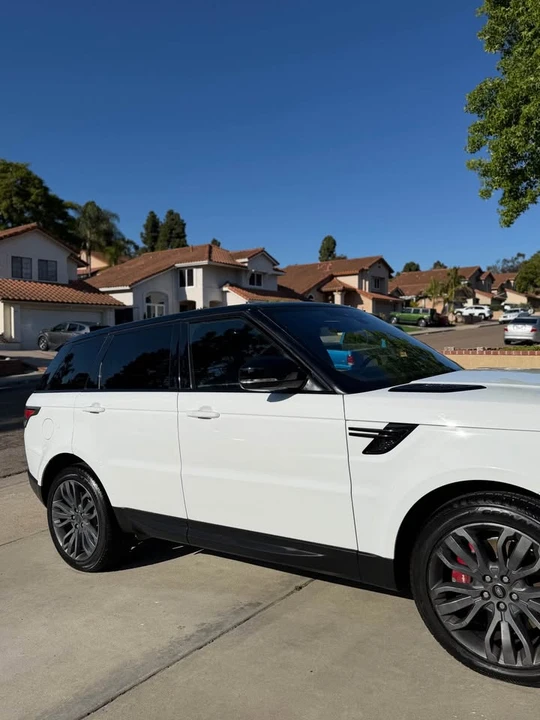 2017 Land Rover Range Rover L405 - Image 3 of 11