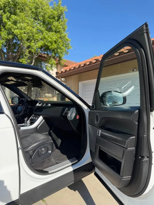 2017 Land Rover Range Rover L405 - Image 6 of 11
