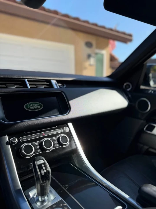 2017 Land Rover Range Rover L405 - Image 9 of 11