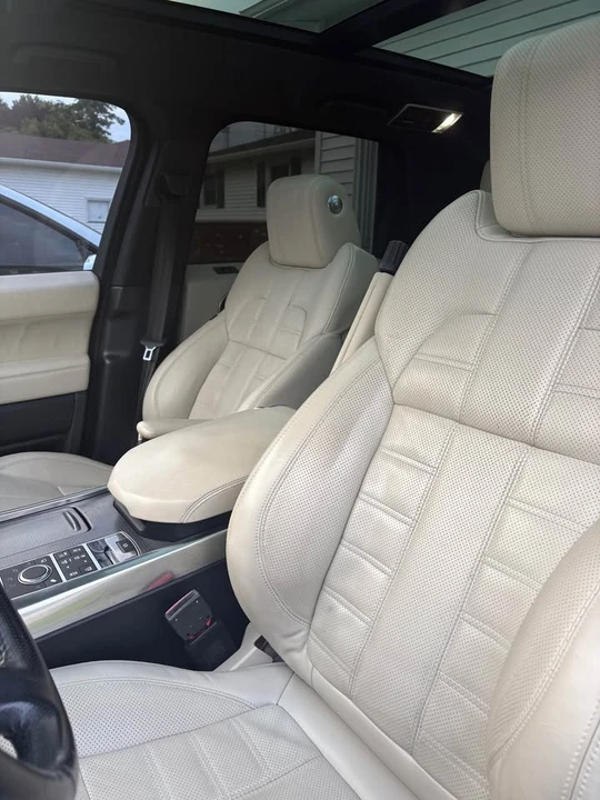 2017 Land Rover Range Rover L405 - Image 5 of 15