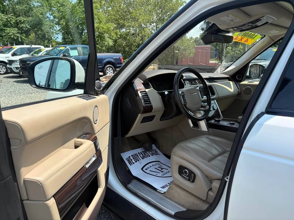 2017 Land Rover Range Rover L405 - Image 9 of 20