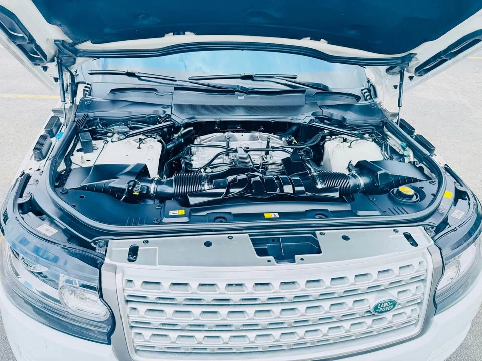 2017 Land Rover Range Rover L405 - Image 14 of 17