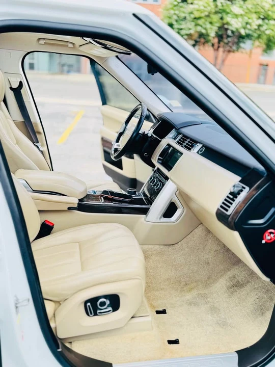 2017 Land Rover Range Rover L405 - Image 10 of 17