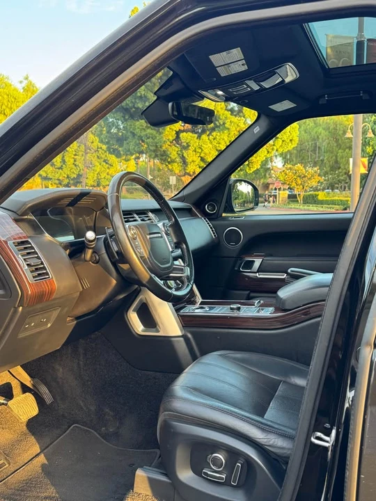 2017 Land Rover Range Rover L405 - Image 8 of 17