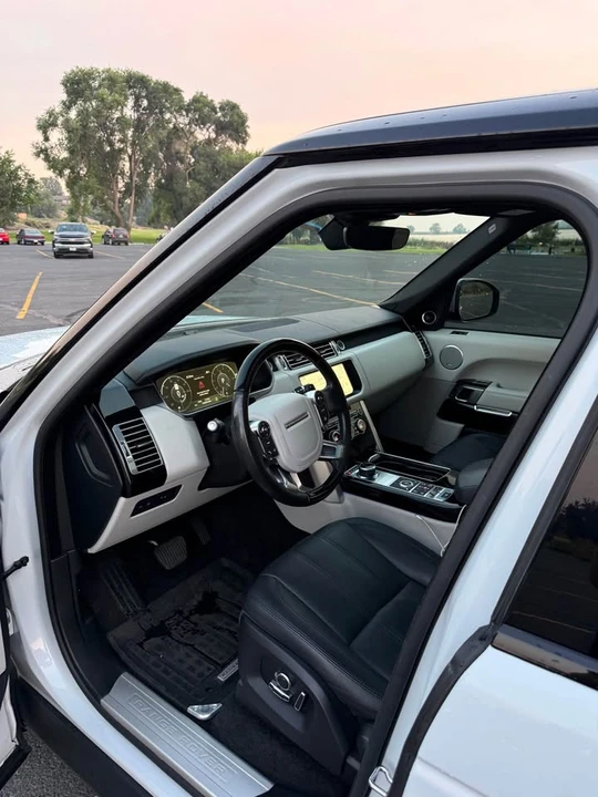2017 Land Rover Range Rover L405 - Image 11 of 20