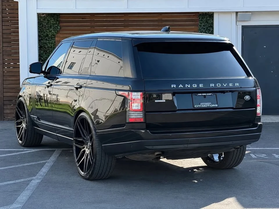 2017 Land Rover Range Rover L405 - Image 9 of 20