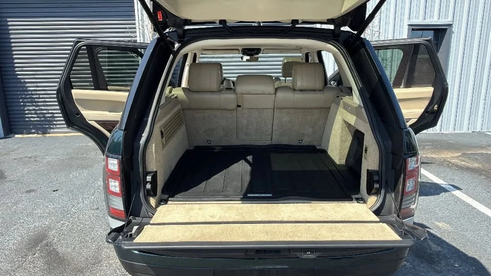 2017 Land Rover Range Rover L405 - Image 11 of 20