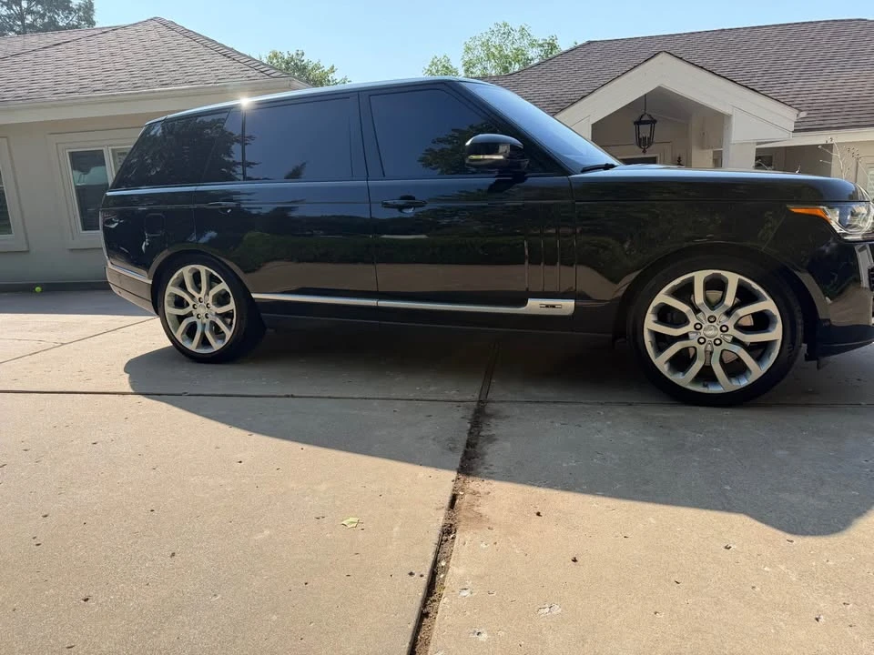 2017 Land Rover Range Rover L405 - Image 12 of 20