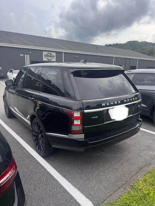2017 Land Rover Range Rover L405 - Image 2 of 5