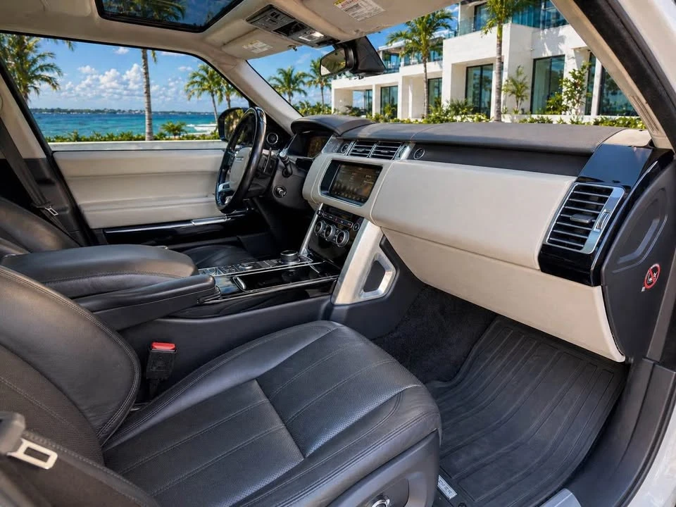 2017 Land Rover Range Rover L405 - Image 10 of 19