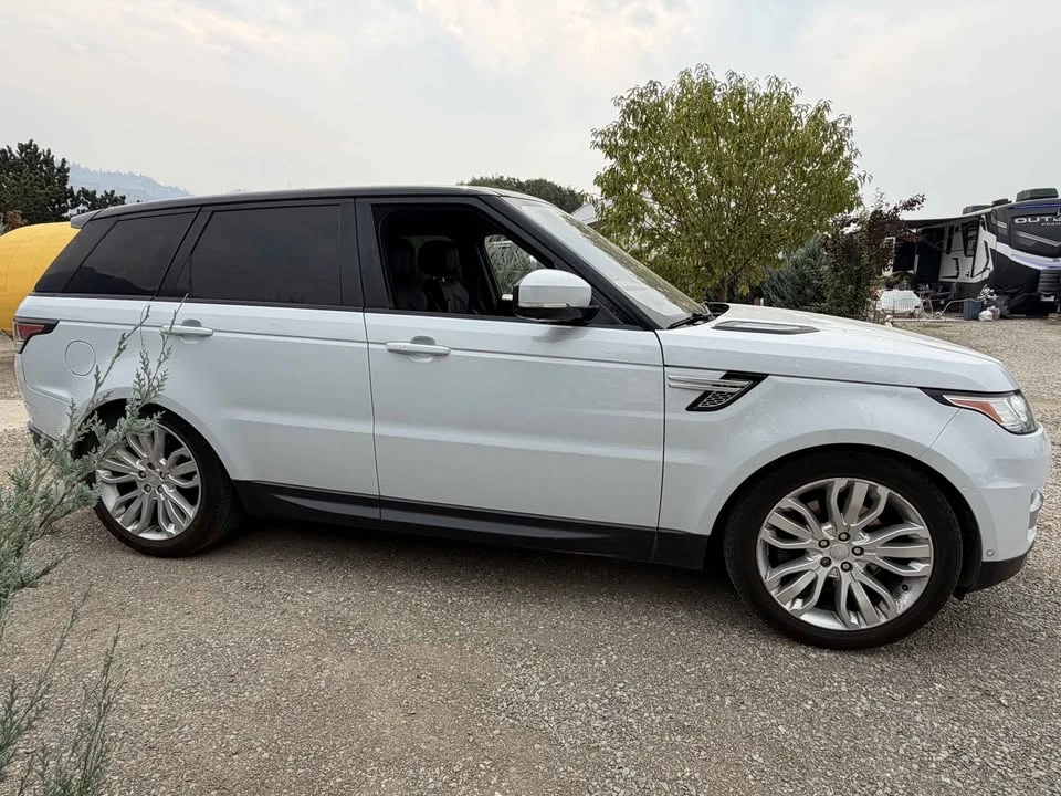 2017 Land Rover Range Rover L405 - Image 3 of 11