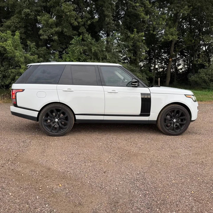 2017 Land Rover Range Rover L405 - Image 5 of 20