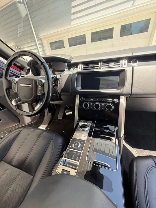 2017 Land Rover Range Rover L405 - Image 7 of 17