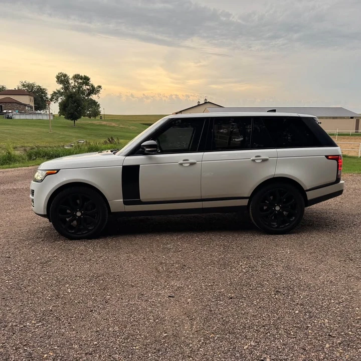 2017 Land Rover Range Rover L405 - Image 3 of 20