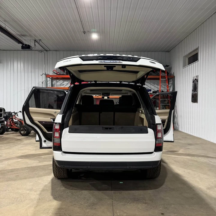 2017 Land Rover Range Rover L405 - Image 7 of 20