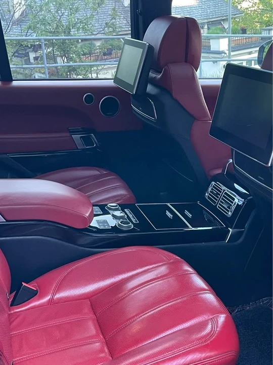 2017 Land Rover Range Rover L405 - Image 8 of 17