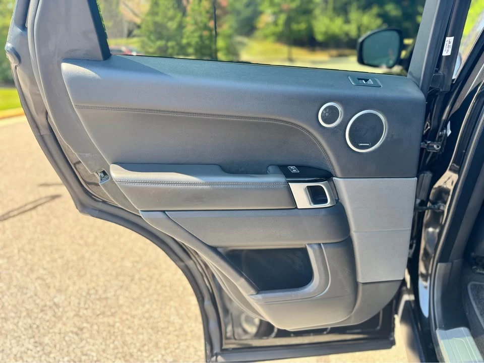 2017 Land Rover Range Rover L405 - Image 17 of 20