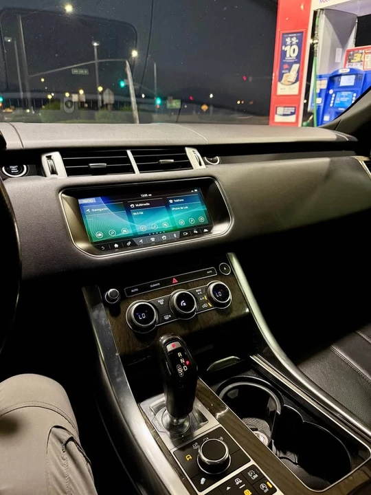 2017 Land Rover Range Rover L405 - Image 9 of 10