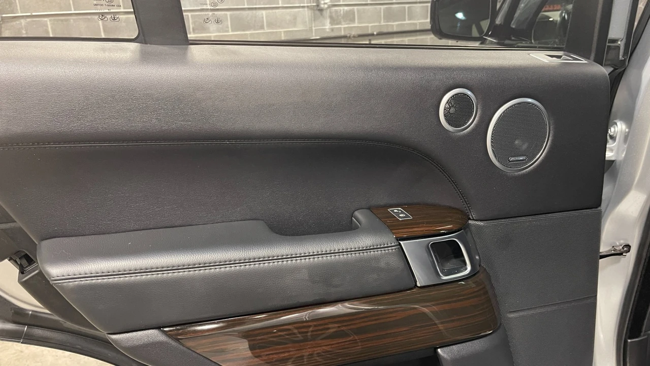 2017 Land Rover Range Rover L405 - Image 31 of 31