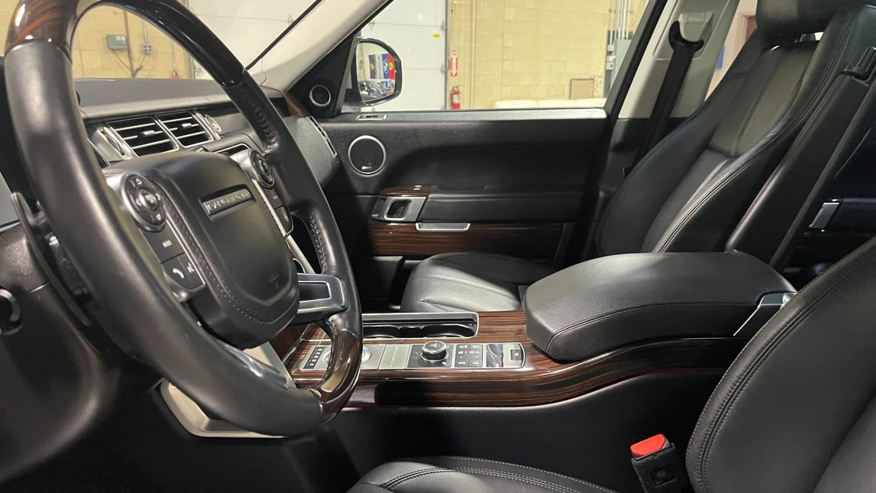 2017 Land Rover Range Rover L405 - Image 15 of 31