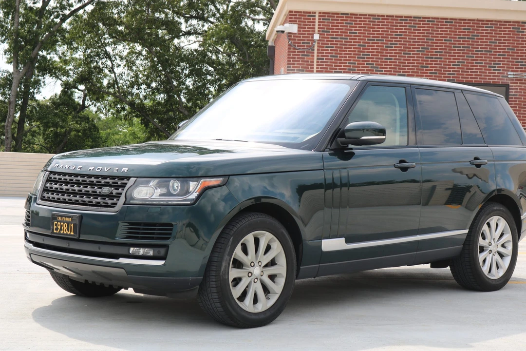2017 Land Rover Range Rover L405 - Image 10 of 31