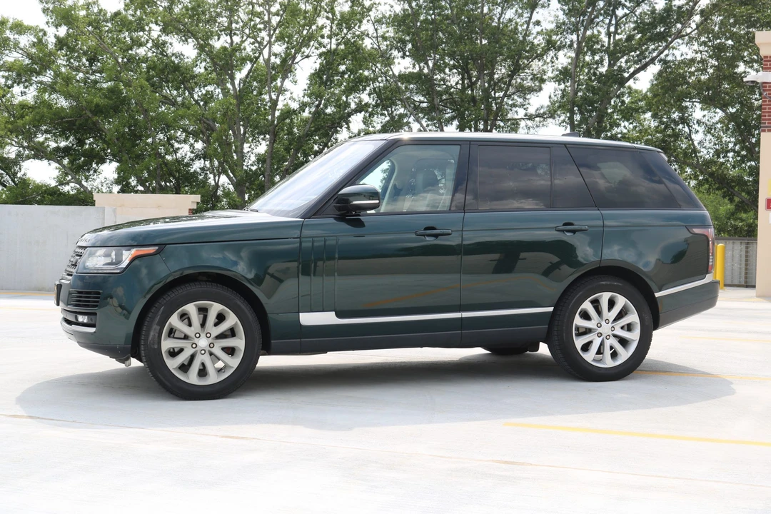 2017 Land Rover Range Rover L405 - Image 16 of 31