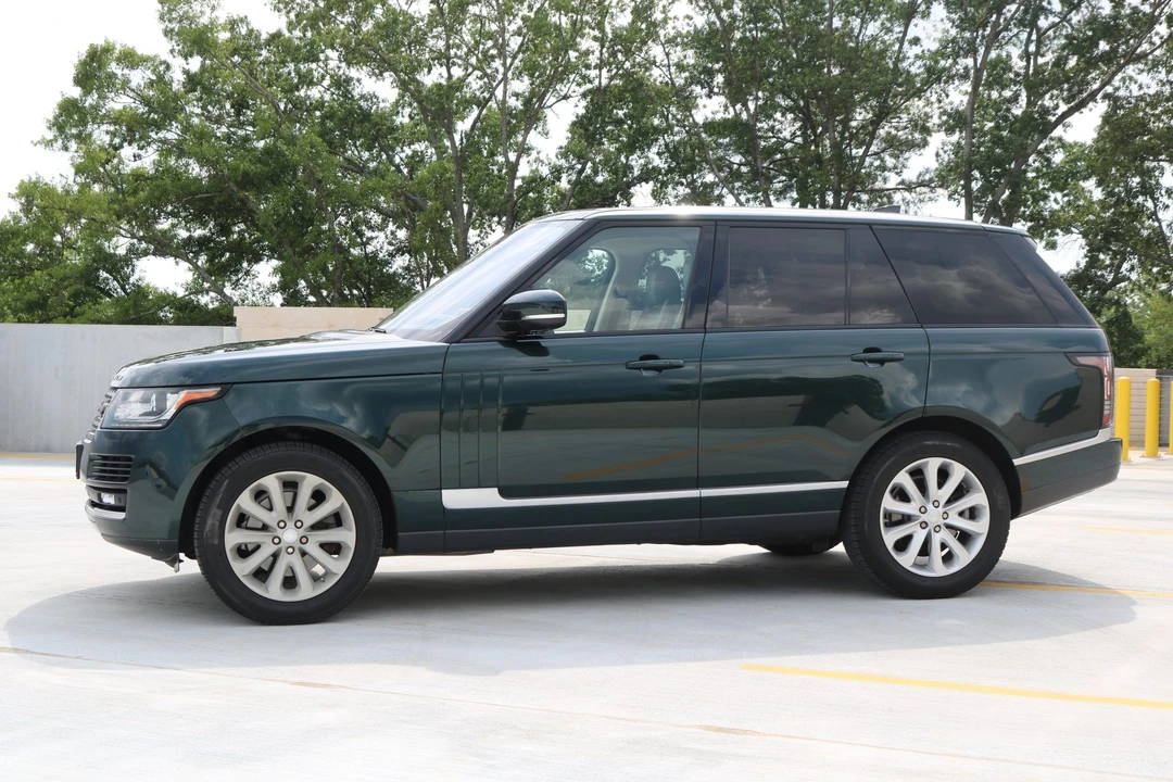 2017 Land Rover Range Rover L405 - Image 17 of 31