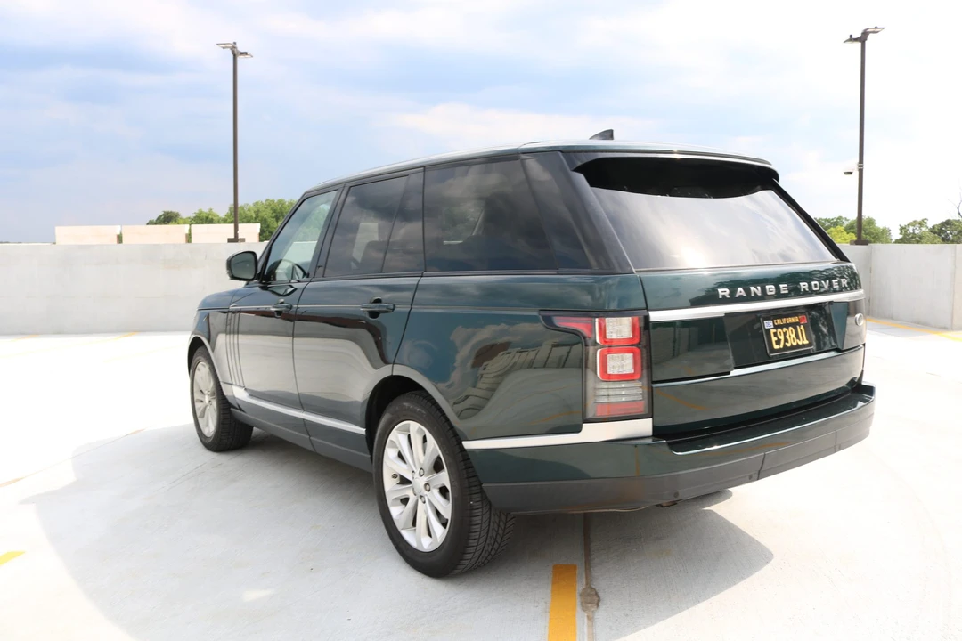 2017 Land Rover Range Rover L405 - Image 23 of 31