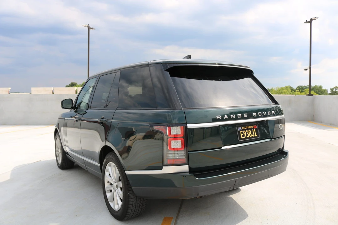2017 Land Rover Range Rover L405 - Image 24 of 31