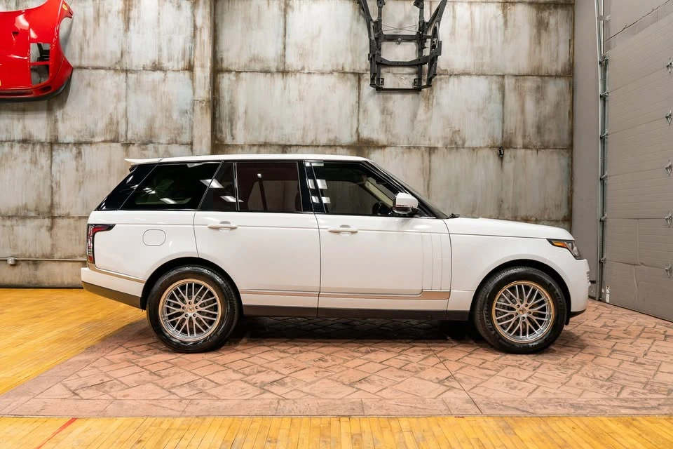 2017 Land Rover Range Rover L405 - Image 7 of 20