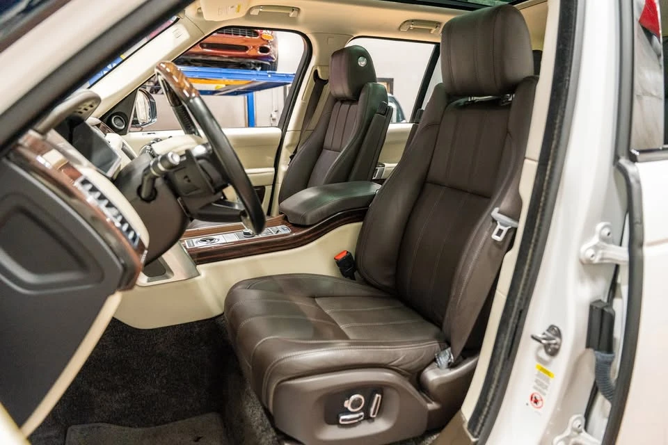 2017 Land Rover Range Rover L405 - Image 12 of 20