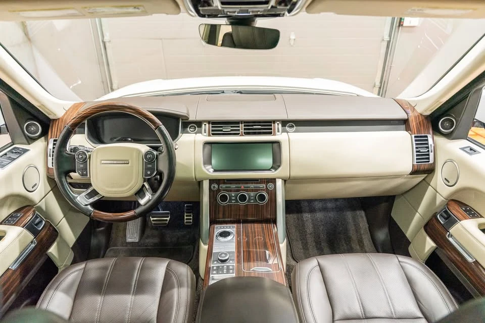 2017 Land Rover Range Rover L405 - Image 2 of 20