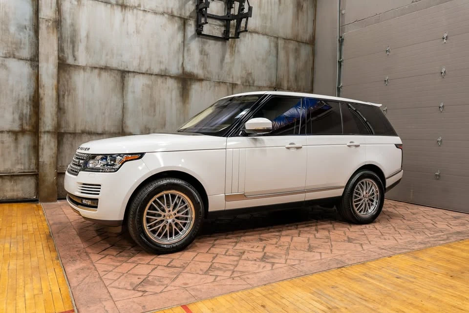 2017 Land Rover Range Rover L405 - Image 3 of 20