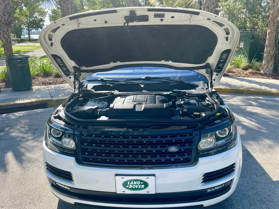 2017 Land Rover Range Rover L405 - Image 14 of 21