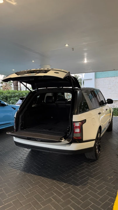 2017 Land Rover Range Rover L405 - Image 12 of 21