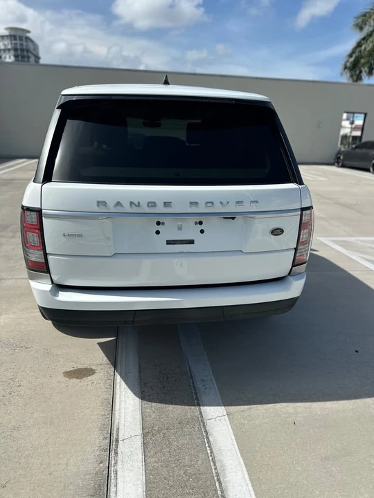 2017 Land Rover Range Rover L405 - Image 6 of 20
