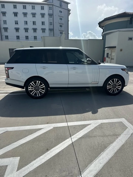 2017 Land Rover Range Rover L405 - Image 8 of 20