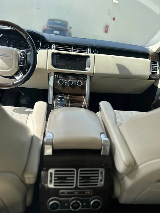 2017 Land Rover Range Rover L405 - Image 14 of 20