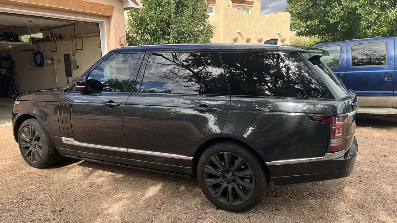 2017 Land Rover Range Rover L405 - Image 8 of 21