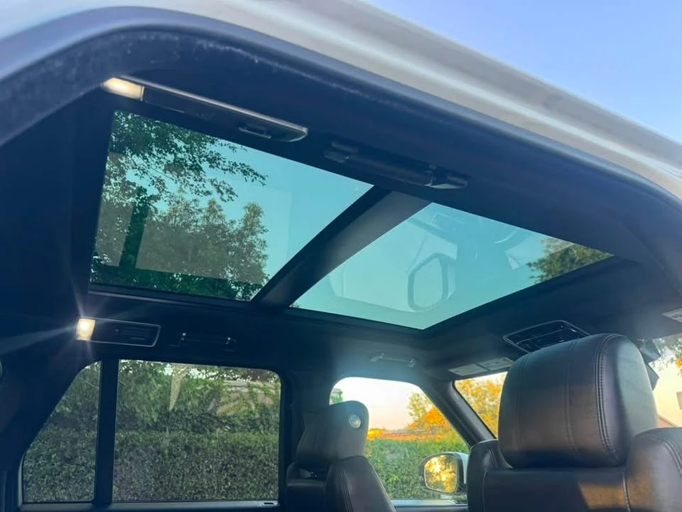 2017 Land Rover Range Rover L405 - Image 8 of 13